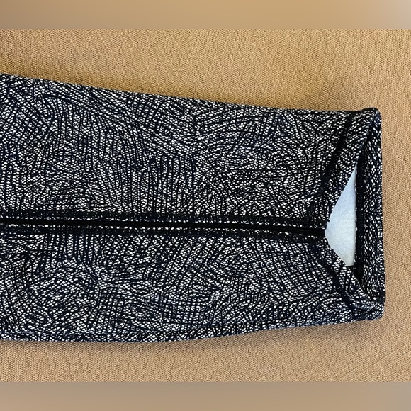 Lululemon Athletic Leggings - Picture 2 of 5